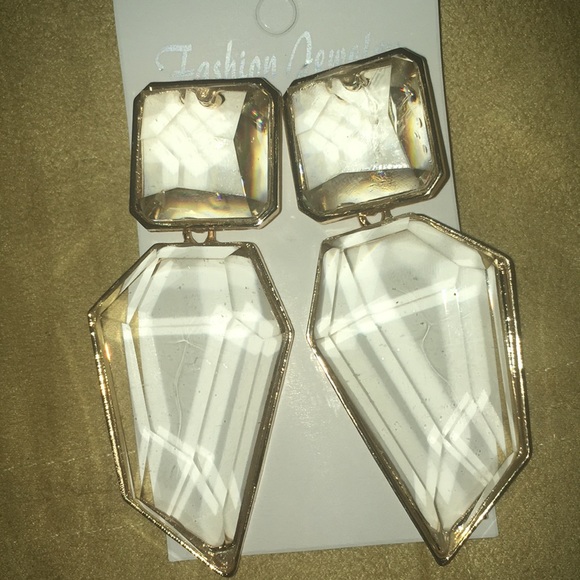Asymmetrical Clear Drop Earrings. - Picture 1 of 2